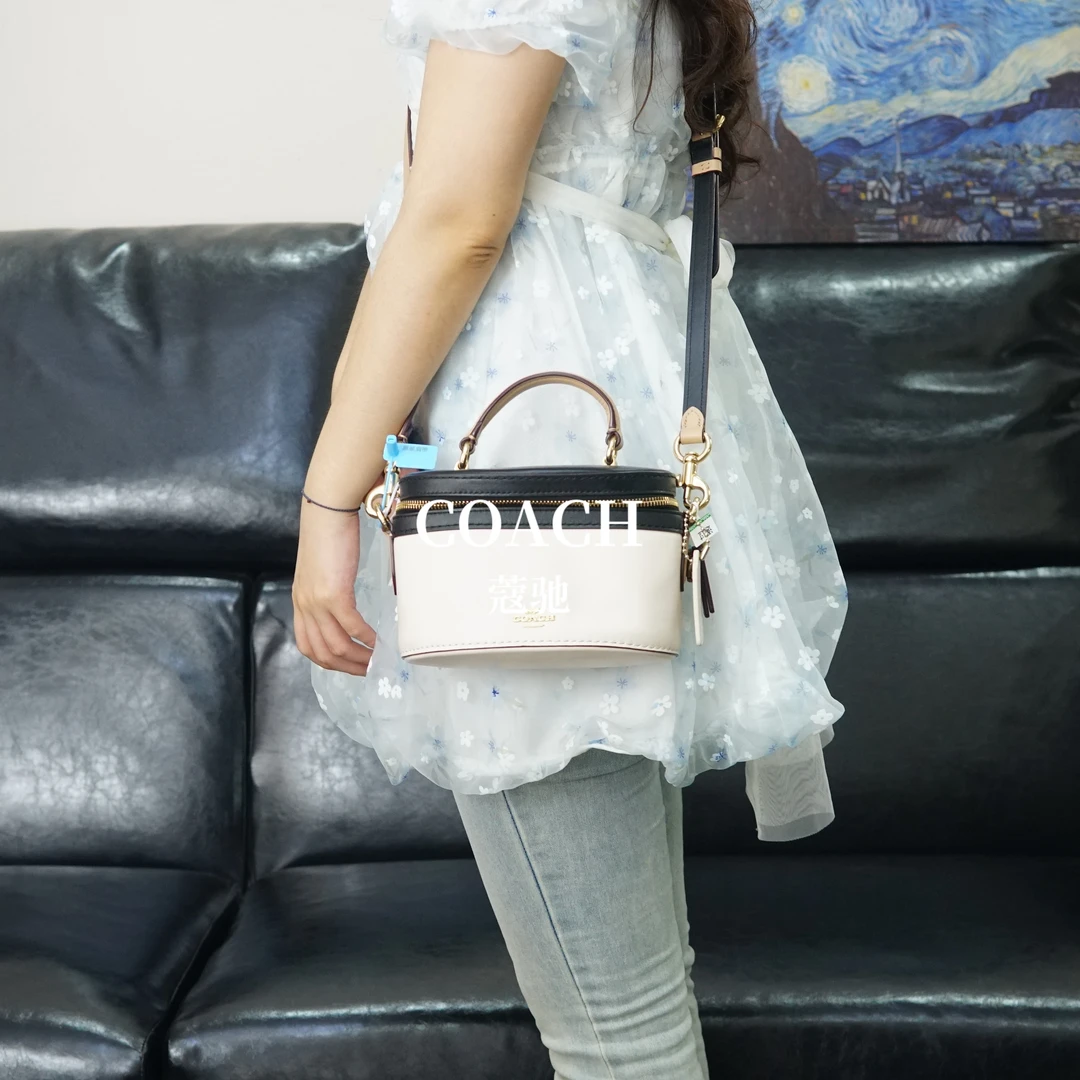 95新 COACH/蔻驰 拼色手提斜挎包/YW06322027/2027