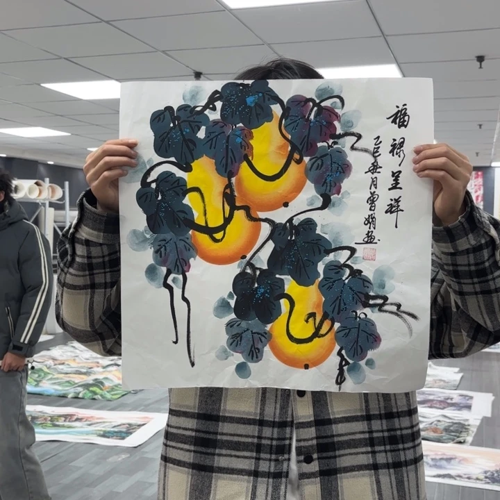 字画等多种形式的艺术作品和艺术作品