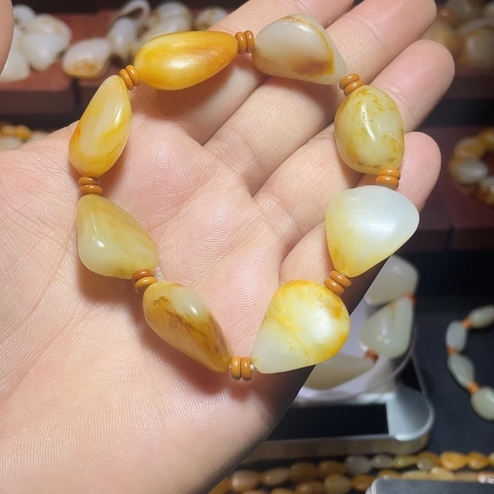 和田玉未镶嵌手链