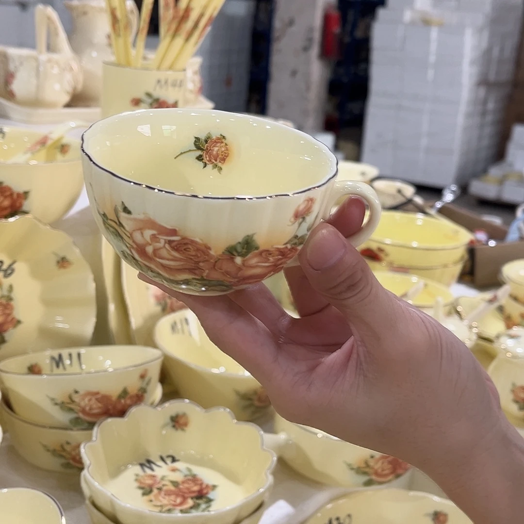 星博陶瓷有限公司2个