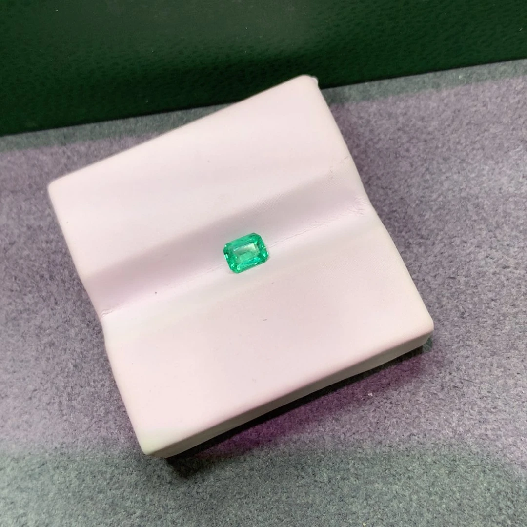 裸石未镶嵌祖母绿0.28ct 13