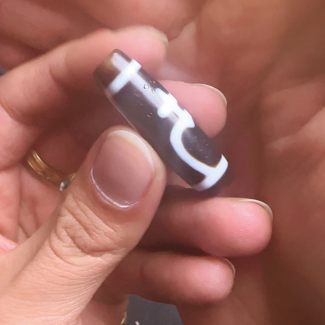 玛瑙/玉髓颈饰未镶嵌老**叔