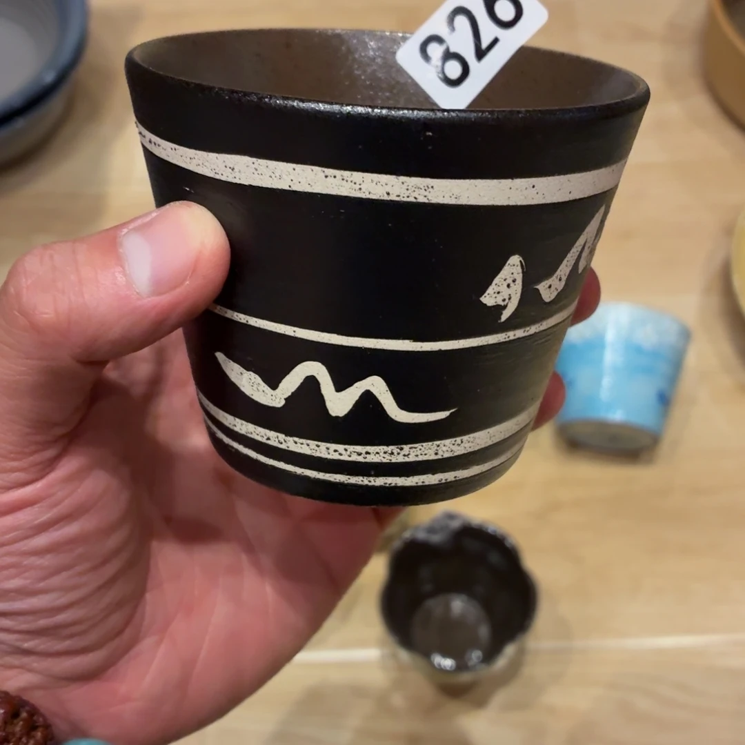 知***常瓷片826黑色手握杯1个