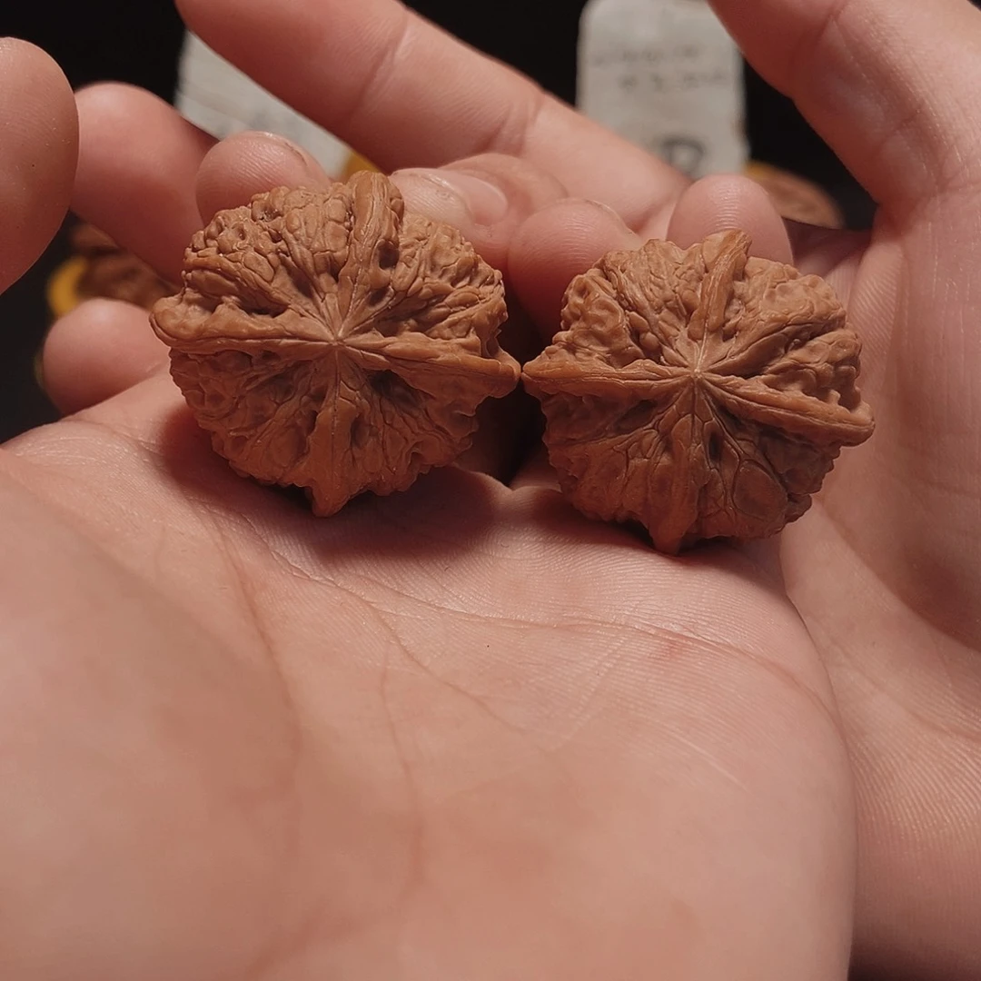 吊坠文玩核桃35全品雨花石四棱。40