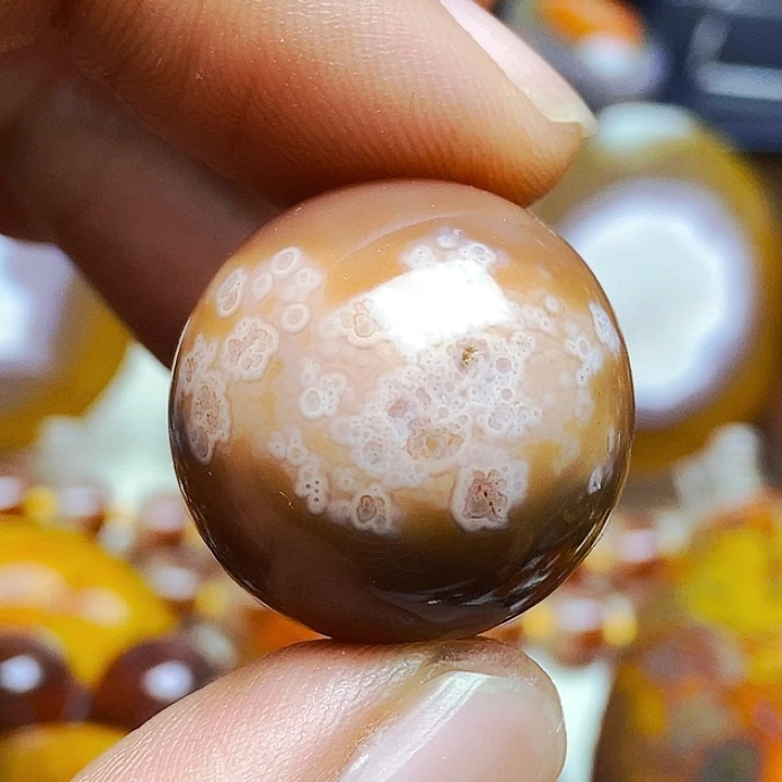 未镶嵌颈饰玛瑙/玉髓
