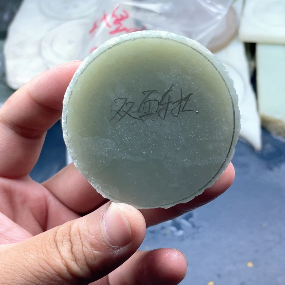 和田玉未镶嵌珠宝奇石青****l