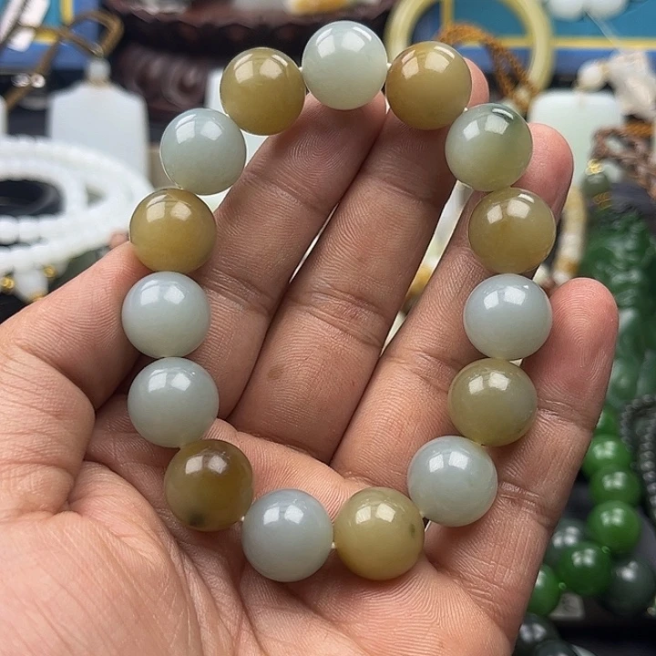 和田玉手串未镶嵌信*