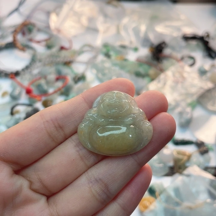 翡翠未镶嵌颈饰A货翡翠不退不换