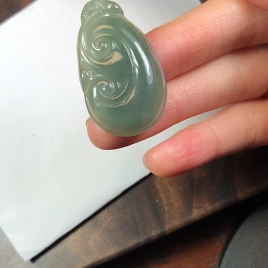 翡翠未镶嵌颈饰缅甸A货，每天下午1点半开播