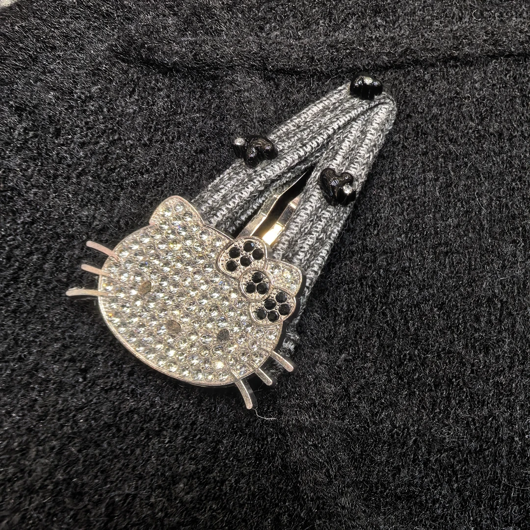 E309黑色蝴蝶结KT猫咪闪闪掰掰夹