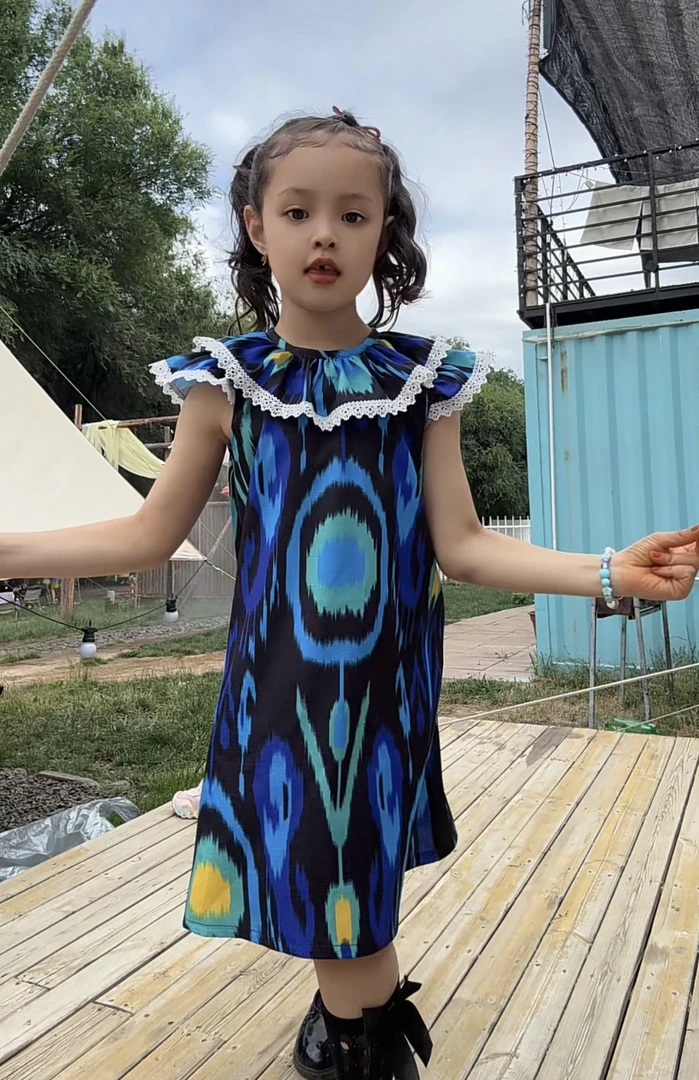 女童艾特莱斯连衣裙