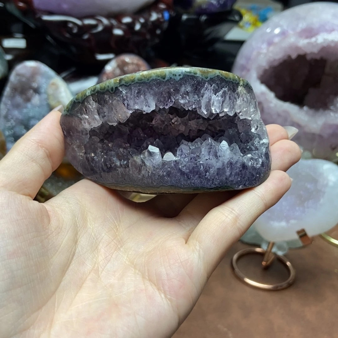摆件紫晶未镶嵌水晶