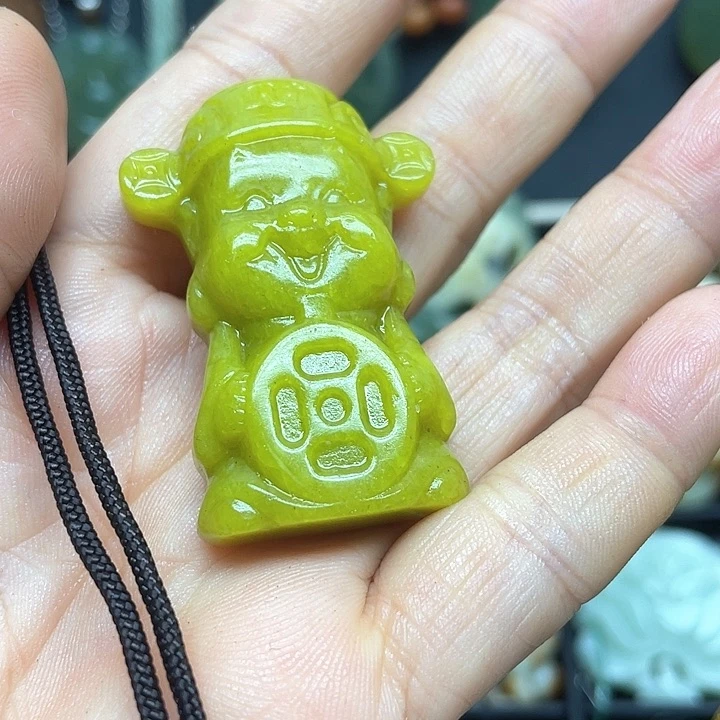 未镶嵌蛇纹石玉颈饰