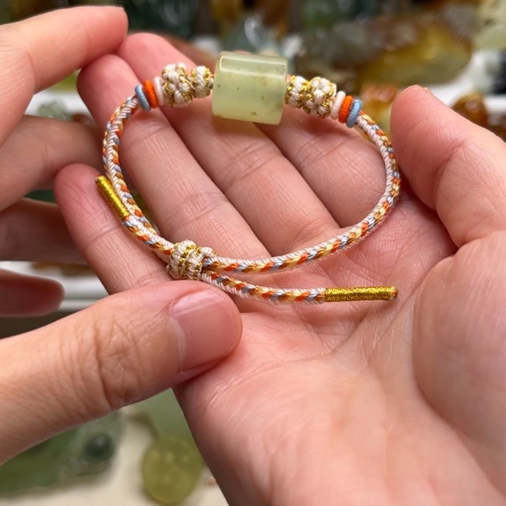 蛇纹石玉未镶嵌耳环