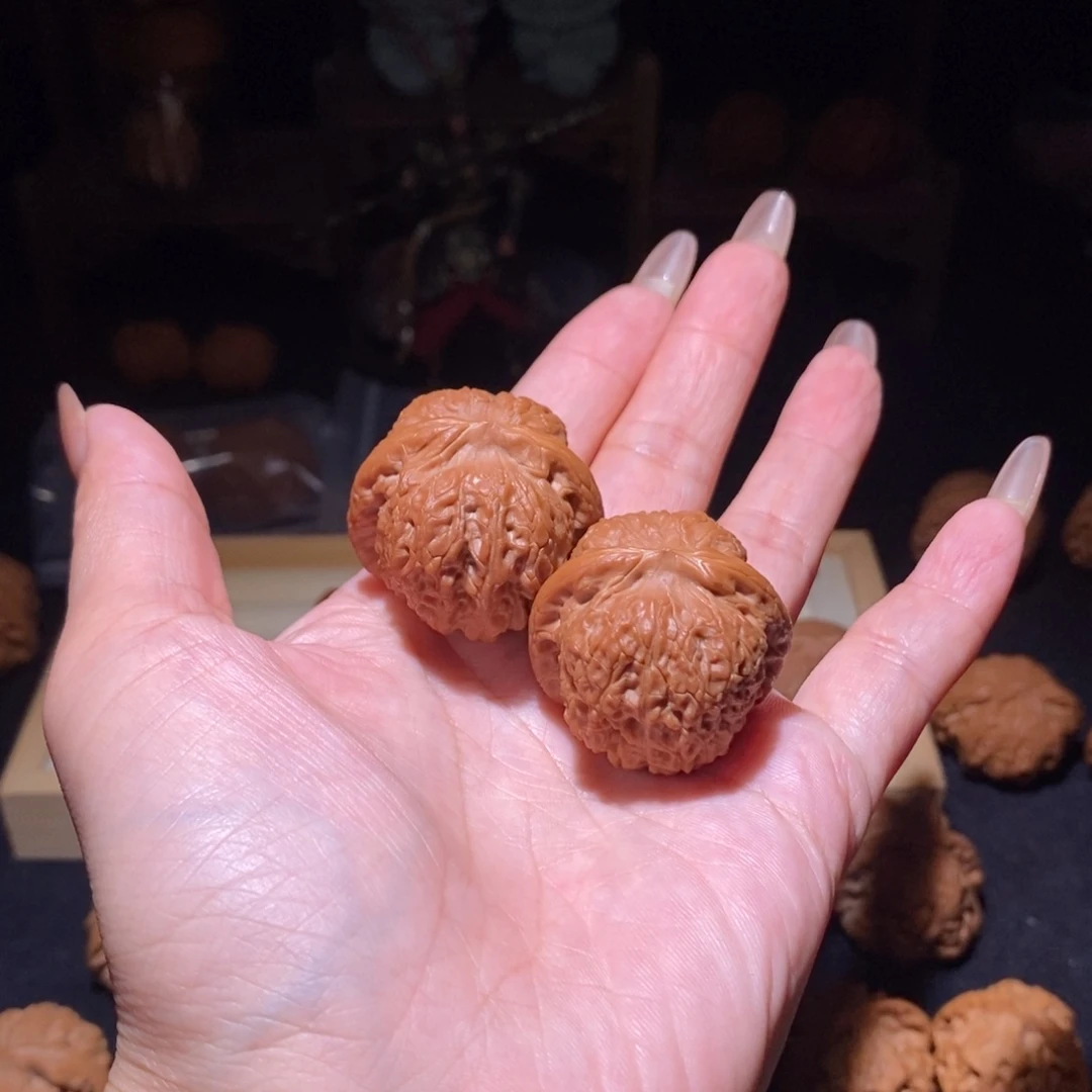 吊坠文玩核桃血麒麟35