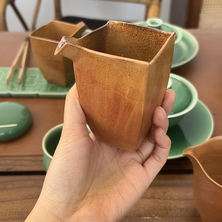 龙泉云间青瓷小米茶器