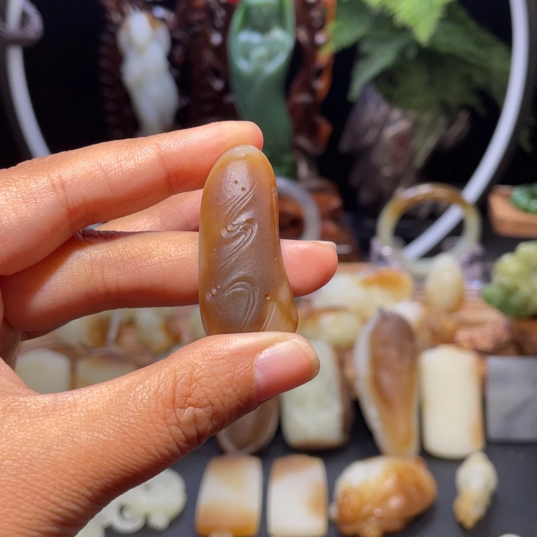 和田玉未镶嵌颈饰收藏级糖藕粉