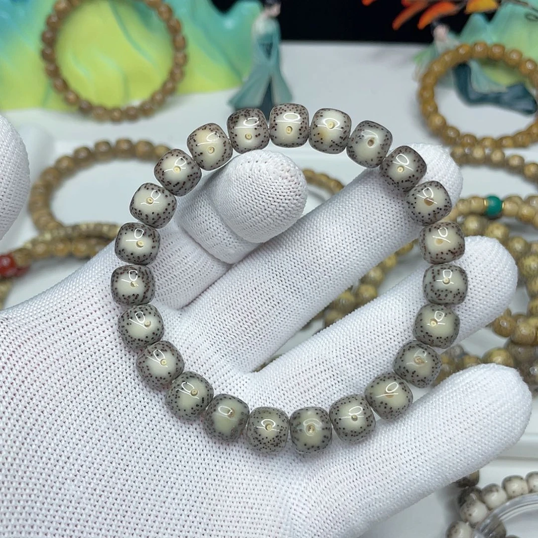 星月菩提手串10/9黄金瞳糯冰