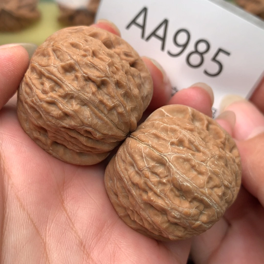 把件文玩核桃直棱大肚铁锤37