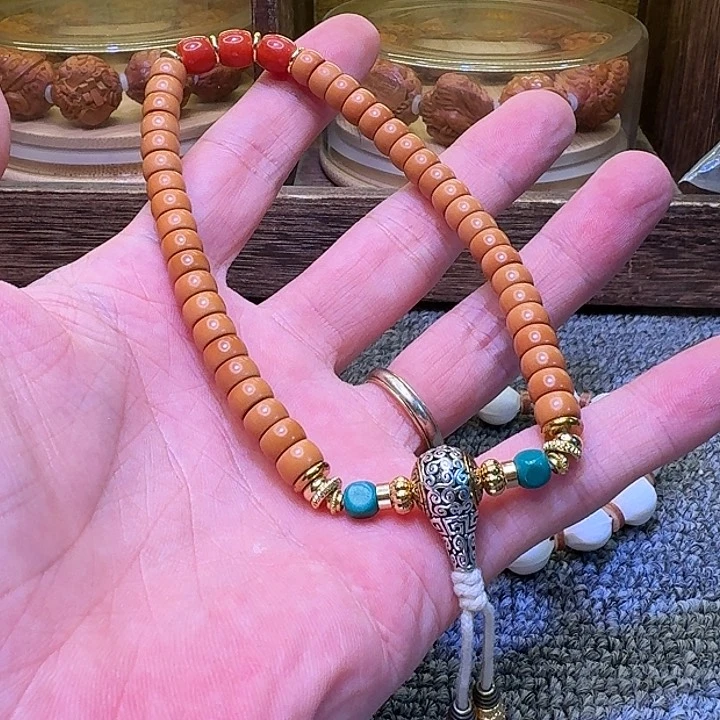 橄榄核吊坠啦啦啦