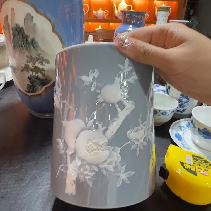 景德镇的陶瓷瓷器李*