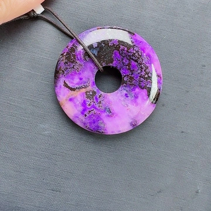 苏纪石（舒俱来）颈饰未镶嵌吊坠