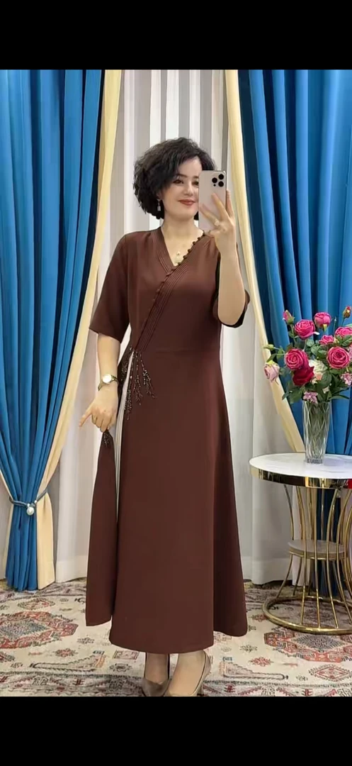 春季新款绣花轻奢气质优雅修身显瘦长款婚宴宴会连衣裙