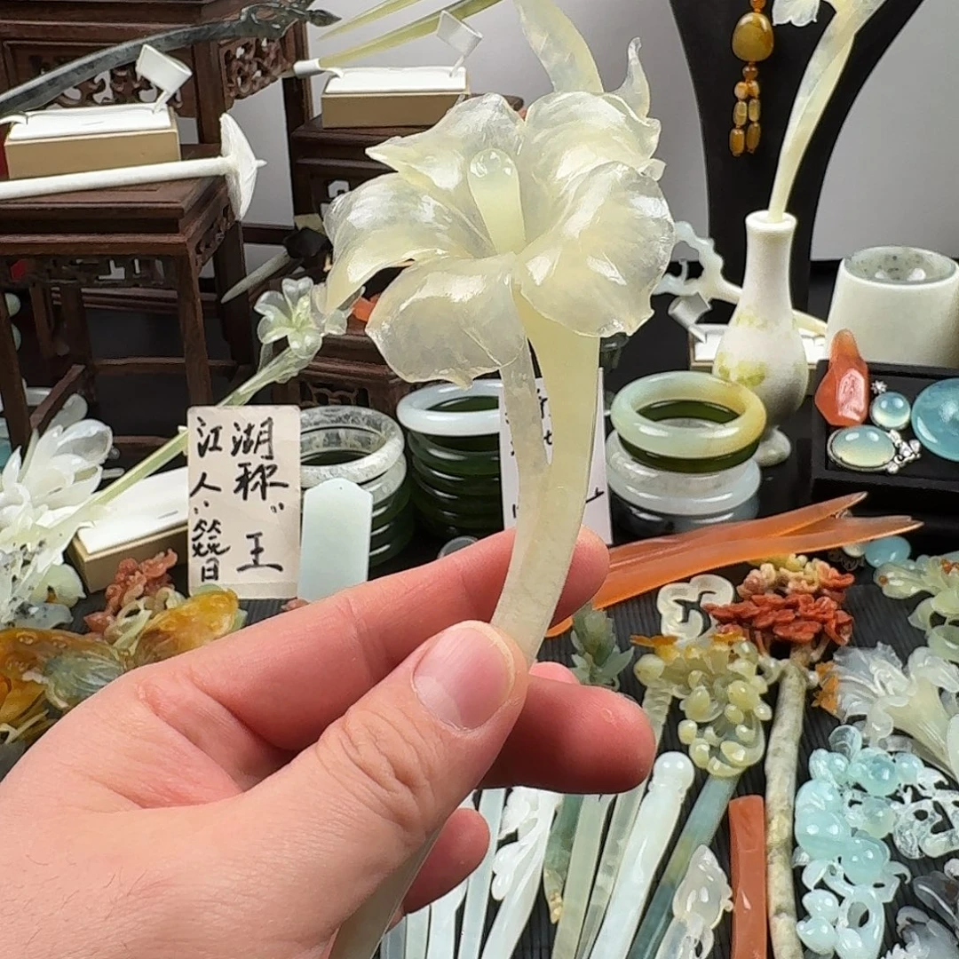 蛇纹石玉未镶嵌发饰