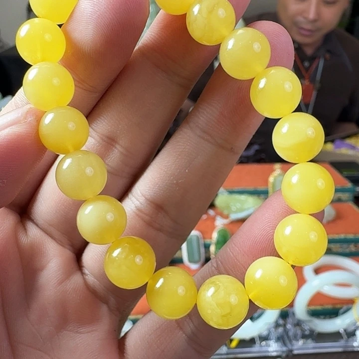 无***瘦琥珀颈饰未镶嵌手串