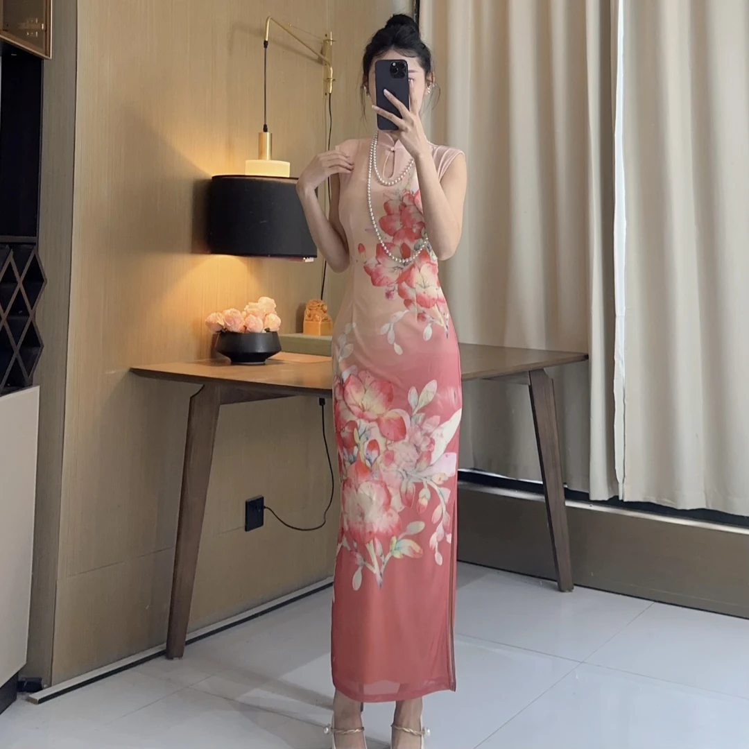 气质女人味轻奢立领无袖定位花曦云晚妆显瘦性感包身开衩连衣裙