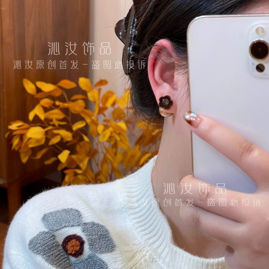 【沁汝饰品】FQ877珠珠花朵一款两戴耳环气质百搭高级