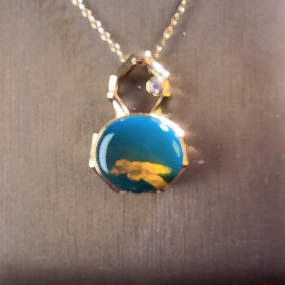 琥珀银S925镀金镶嵌颈饰多米尼加