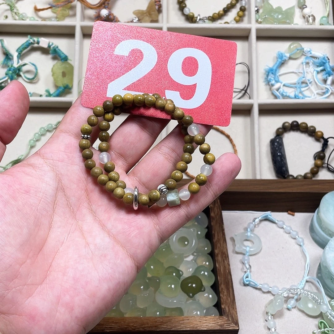 合金蛇纹石玉颈饰