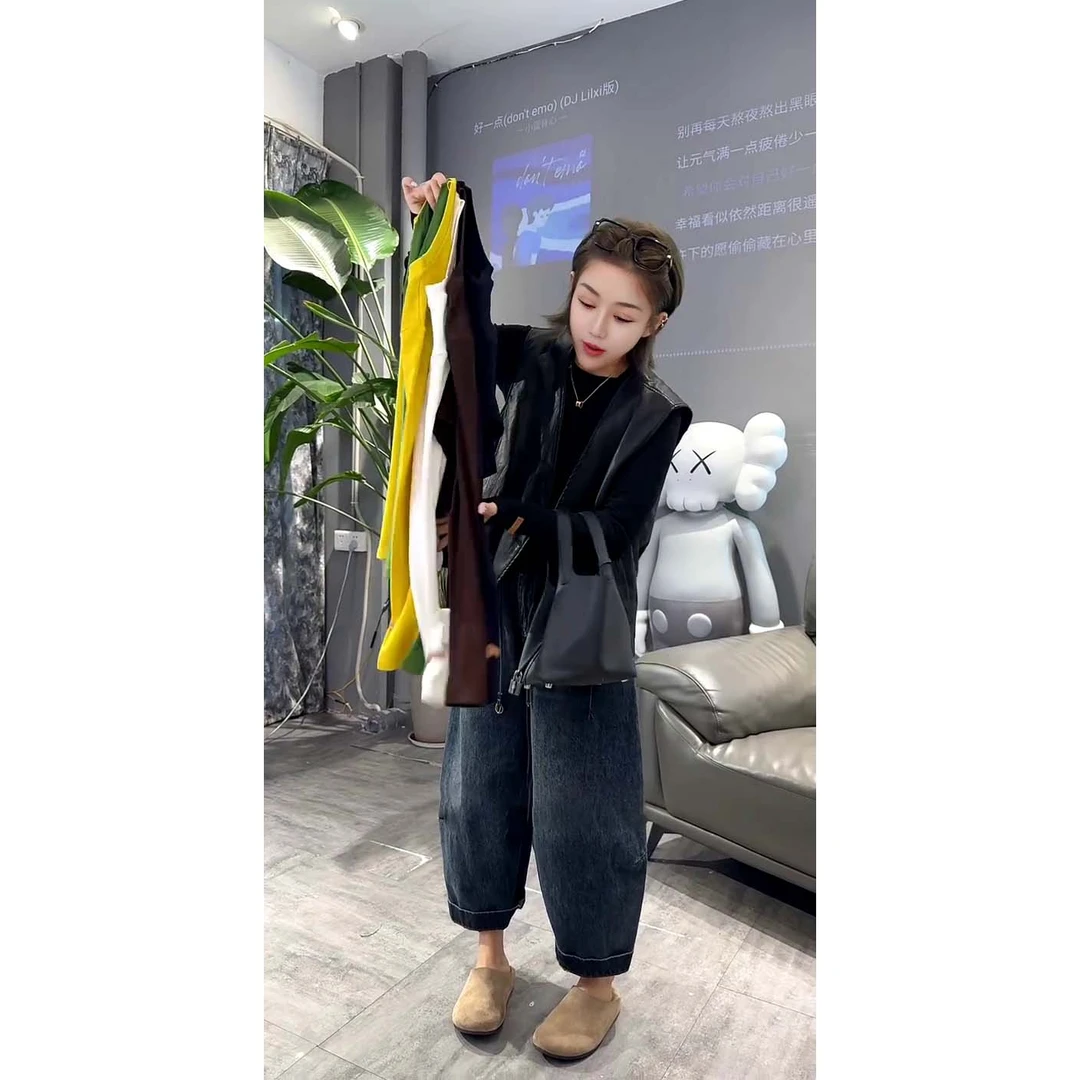 欧洲站时尚修身百搭净版纯色袖口贴标长袖打底衫