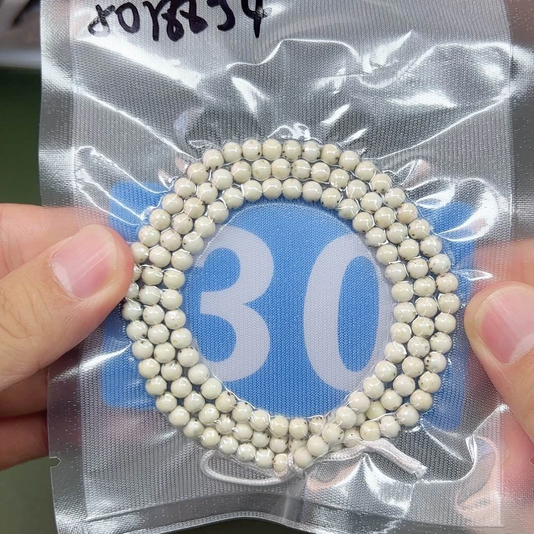 吊坠星月菩提5圆珠脖挂。  30