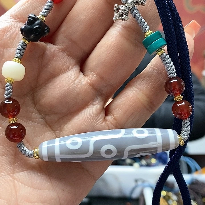 玛瑙/玉髓颈饰合金