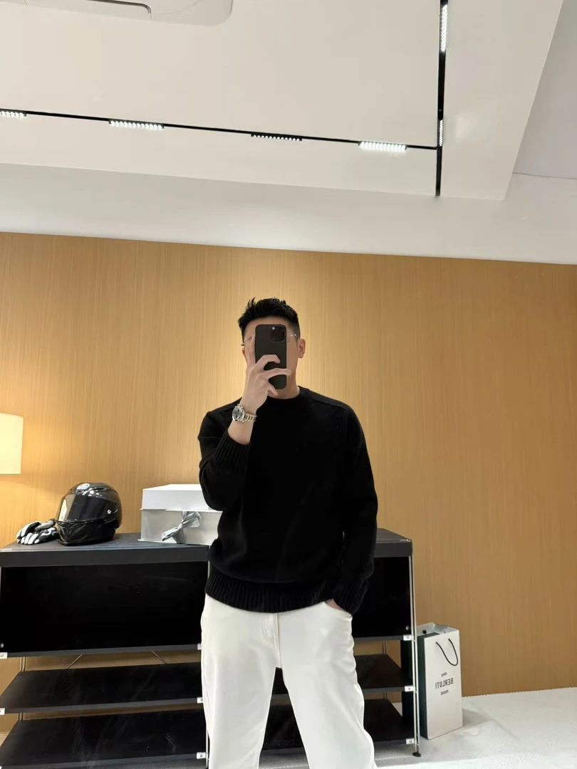 「KERRIITHYS」棕标系列 XINAO新澳超细羊绒经典马鞍肩顶奢羊绒衫