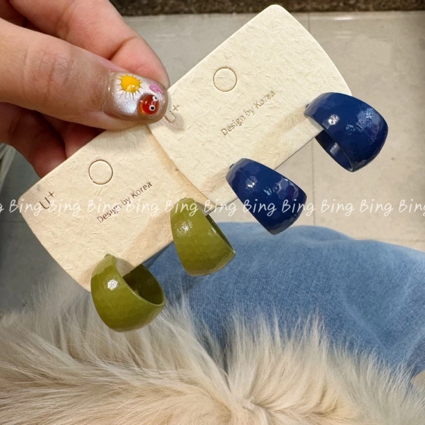 铜合金耳饰 好洋气的韩系c圈 不掉色洋气时尚简约设计感耳环 A137