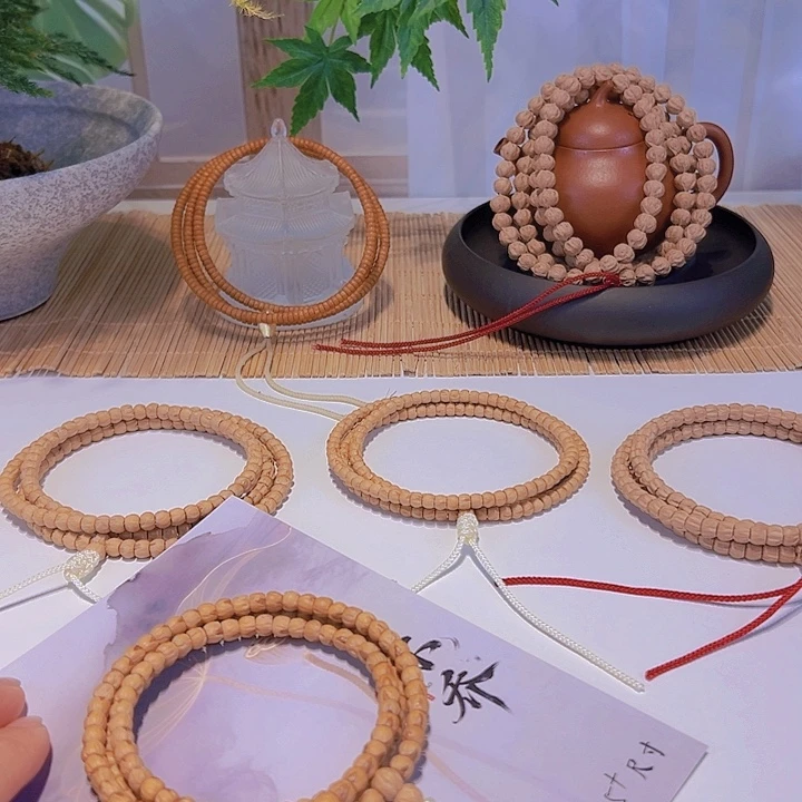 来***头柏香籽/百香籽吊坠