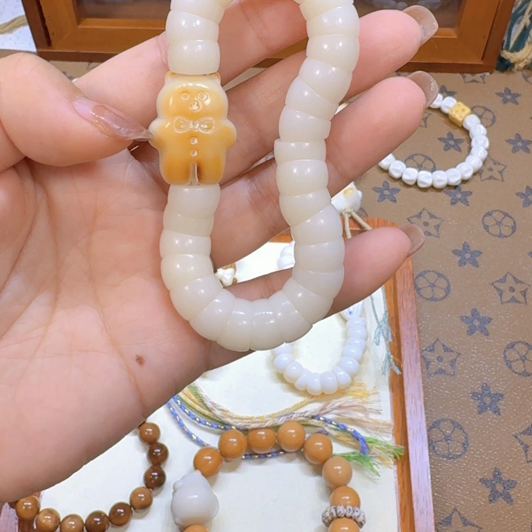星月菩提吊坠白菩提大肠饼干熊