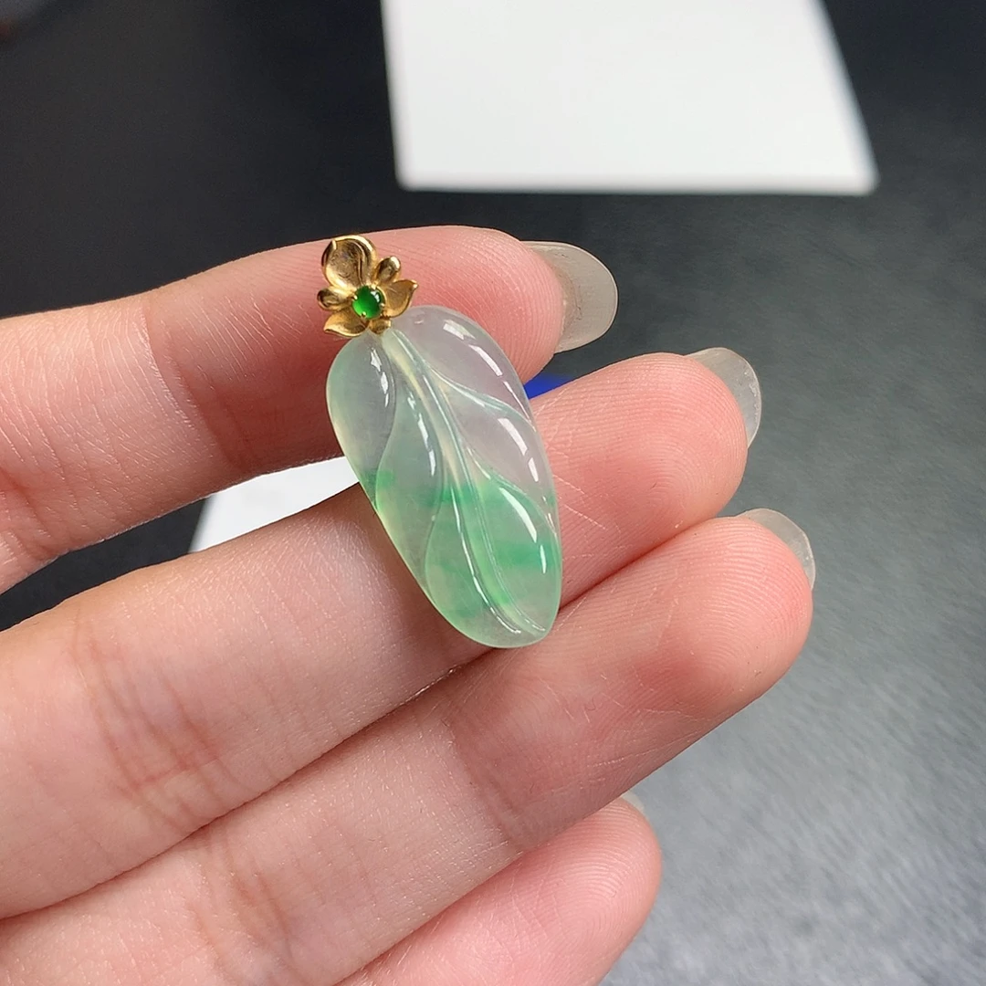 翡翠散珠18K金镶嵌缅甸天然A货翡翠冰种叶子