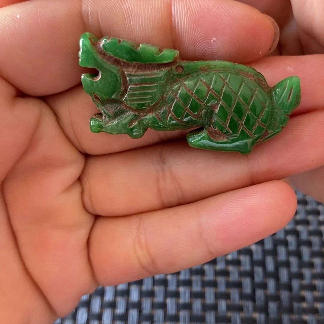 未镶嵌和田玉（糖玉）挂件