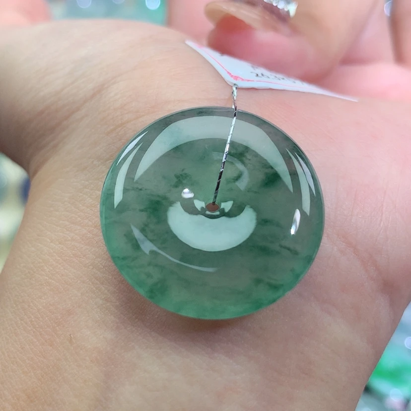 【闪购商品】翡翠未镶嵌吊坠(不含链)