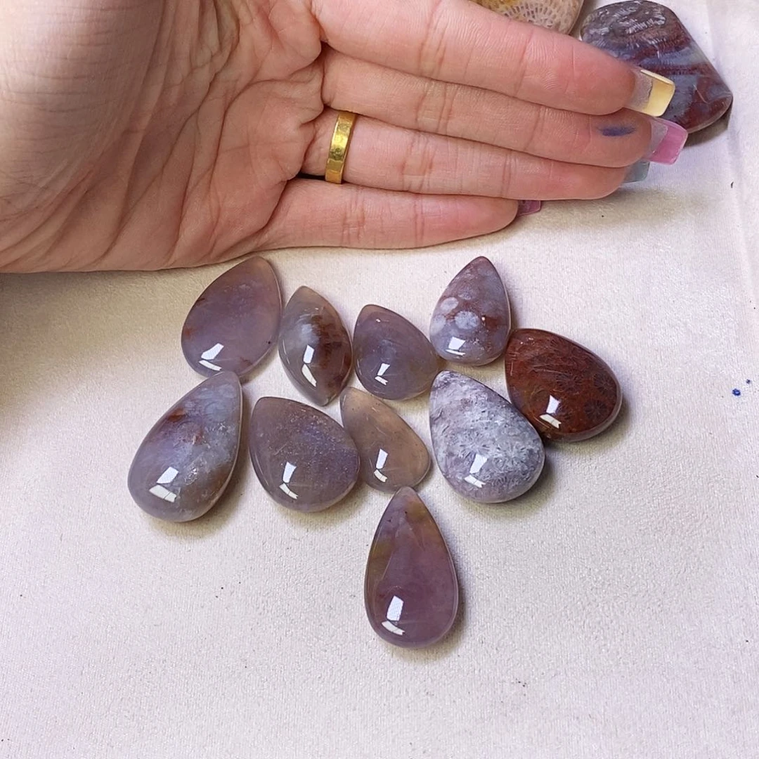 硅化玉颈饰合金百****流