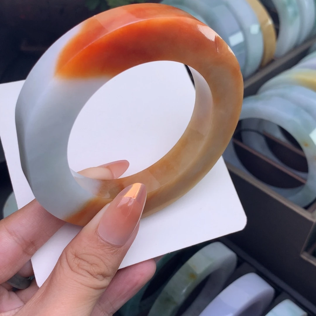 定制翡翠手镯不退不换未镶嵌