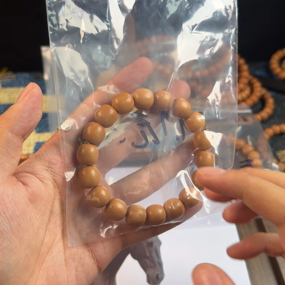 猴头核桃手串龙岩老行12加泛油