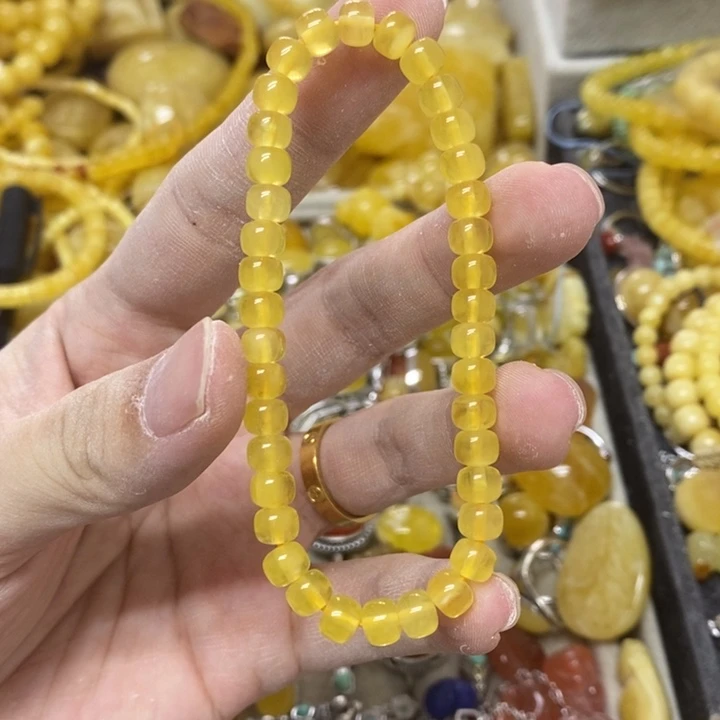 未镶嵌蜜蜡裸石多样性发货