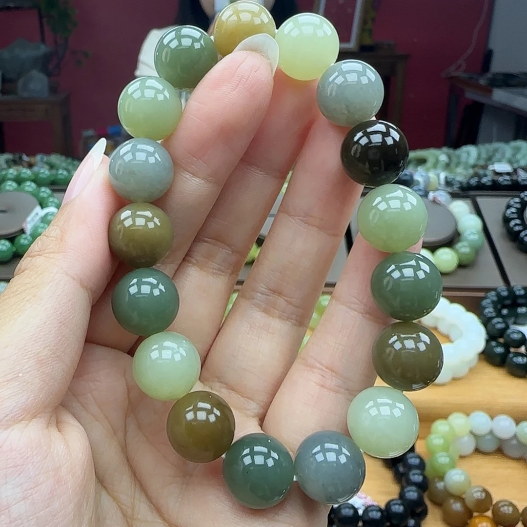 和田玉未镶嵌手串