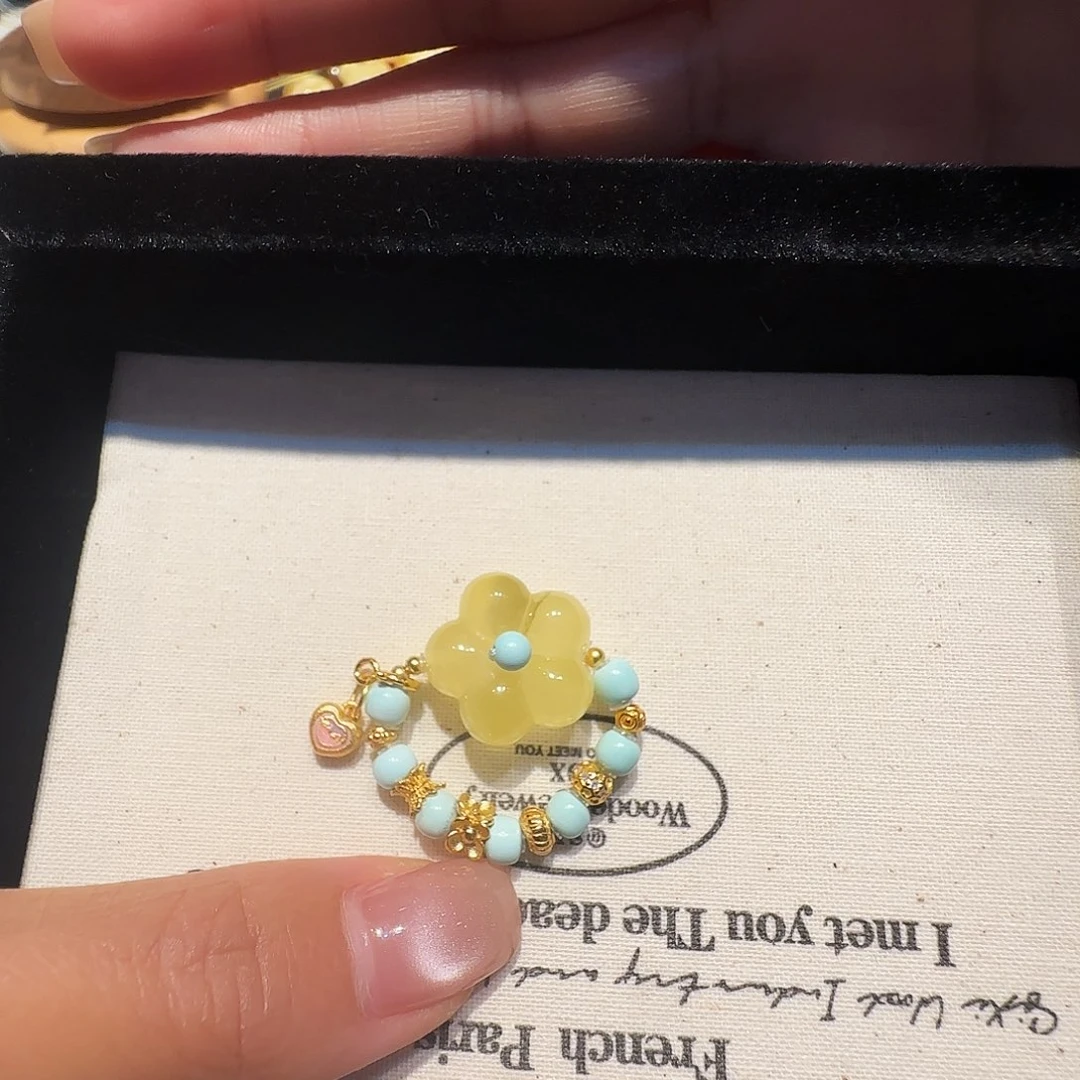未镶嵌琥珀珠宝奇石花花戒指