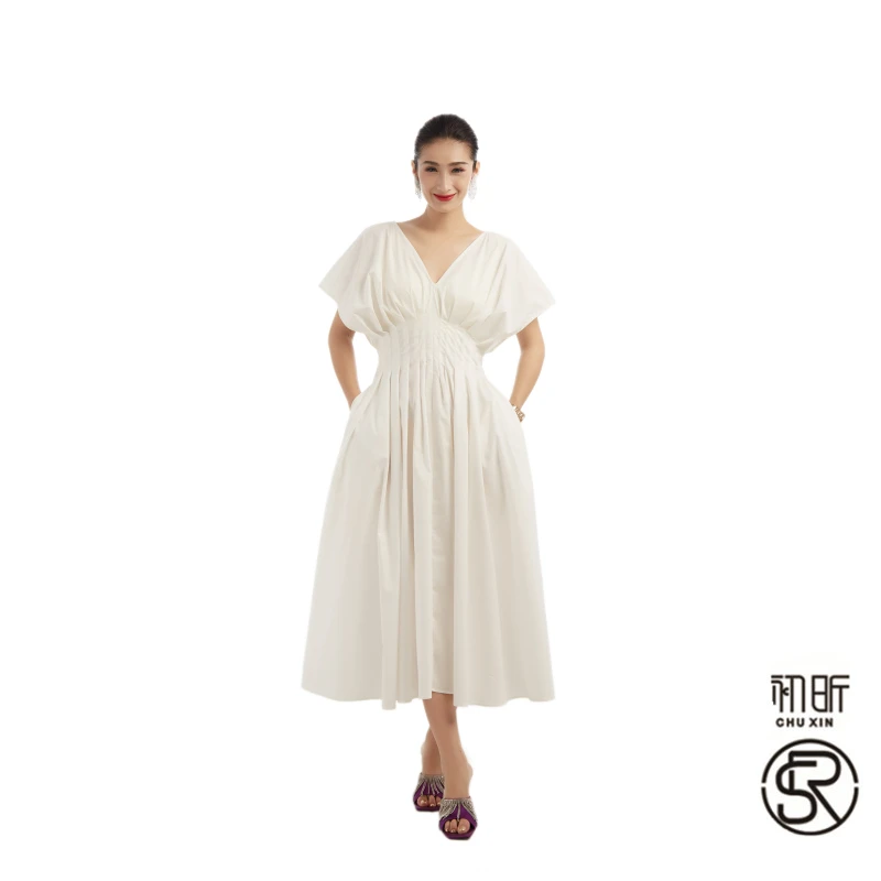 帮老板娘搬仓，618初昕衣服找新家计划 高腰蓬松大裙摆